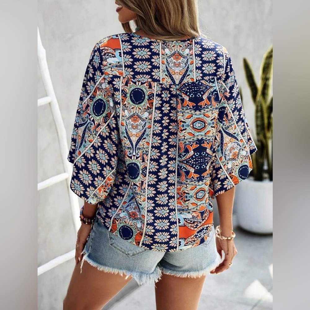 Cream Navy Boho Floral Kimono Wide Sleeve Top / Batwing Sleeve Blouse - Picture 3 of 6